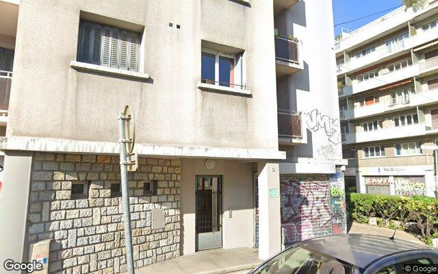Façade : 2 square des Fusillés, Grenoble